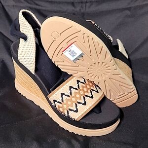 UGG Abbot Ankle Wrap Sandals